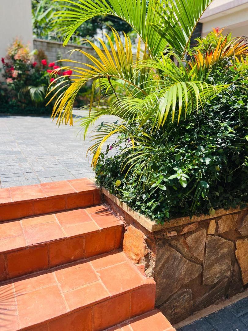 Alsander Homes Peach Bweyogerere Dış mekan fotoğraf